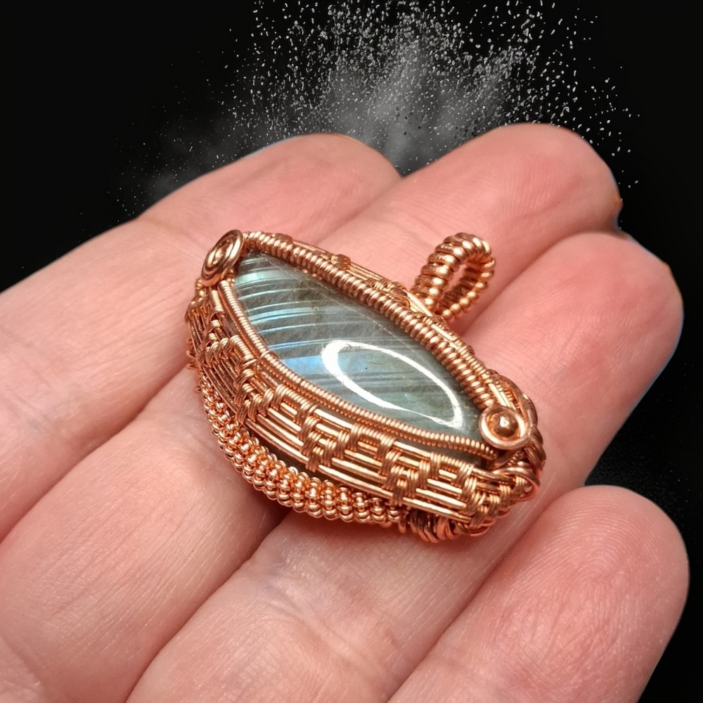 Labradorite Eye Copper Wire Weave Pendant - Picture 3 of 5